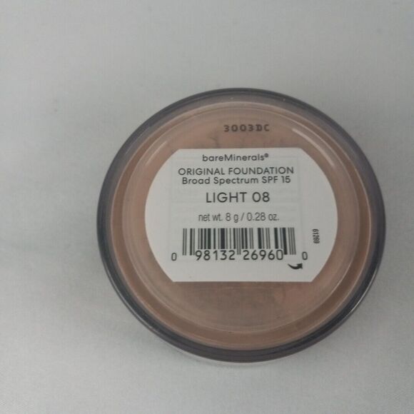 bareMinerals Original Matte SPF 15 Foundation Light 08, 0.28 oz - Picture 4 of 5